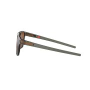 Oakley-Latch_Beta-Sunglasses-090