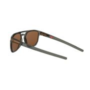 Oakley-Latch_Beta-Sunglasses-120