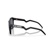 Oakley-Hstn Sq-Side