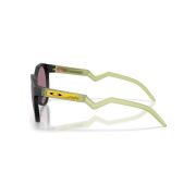 Oakley-Hstn-Side