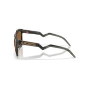 Oakley-Hstn Sq-Side