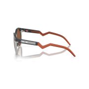 Oakley-Hstn-Side